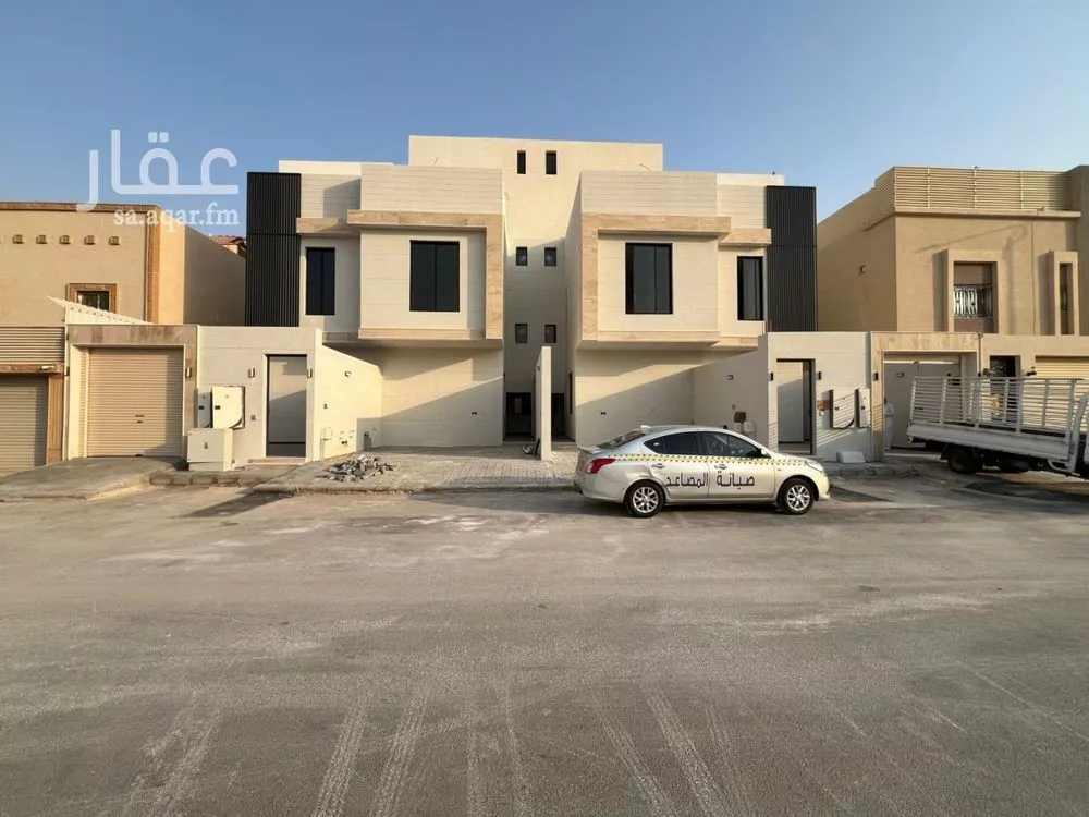 دور للبيع في شارع ناصر الدين, حي العريجاء الغربي, مدينة الرياض, منطقة الرياض 1 صورة