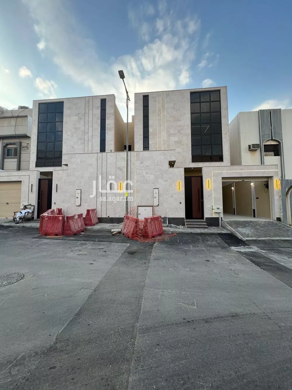 فيلا للبيع في شارع الجمانية, حي طويق, مدينة الرياض, منطقة الرياض 1 صورة