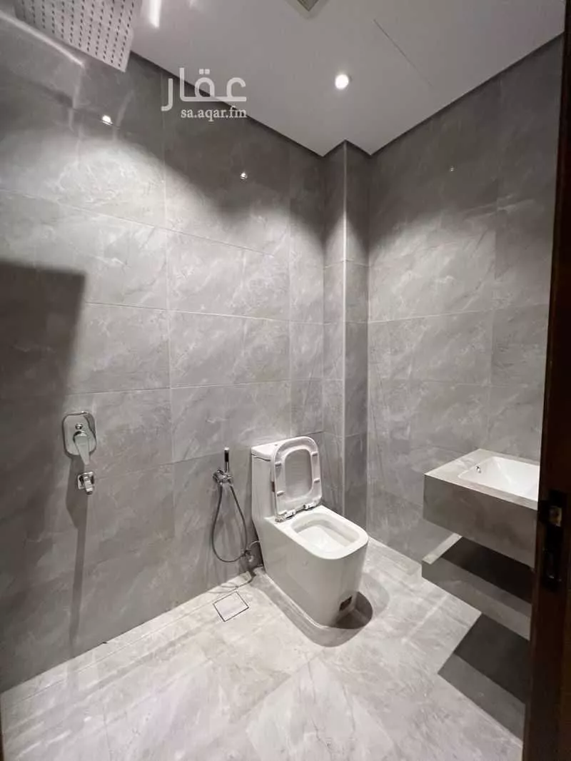 فيلا للإيجار في شارع وادي زمزم, حي القادسية, مدينة الرياض, منطقة الرياض 1 صورة