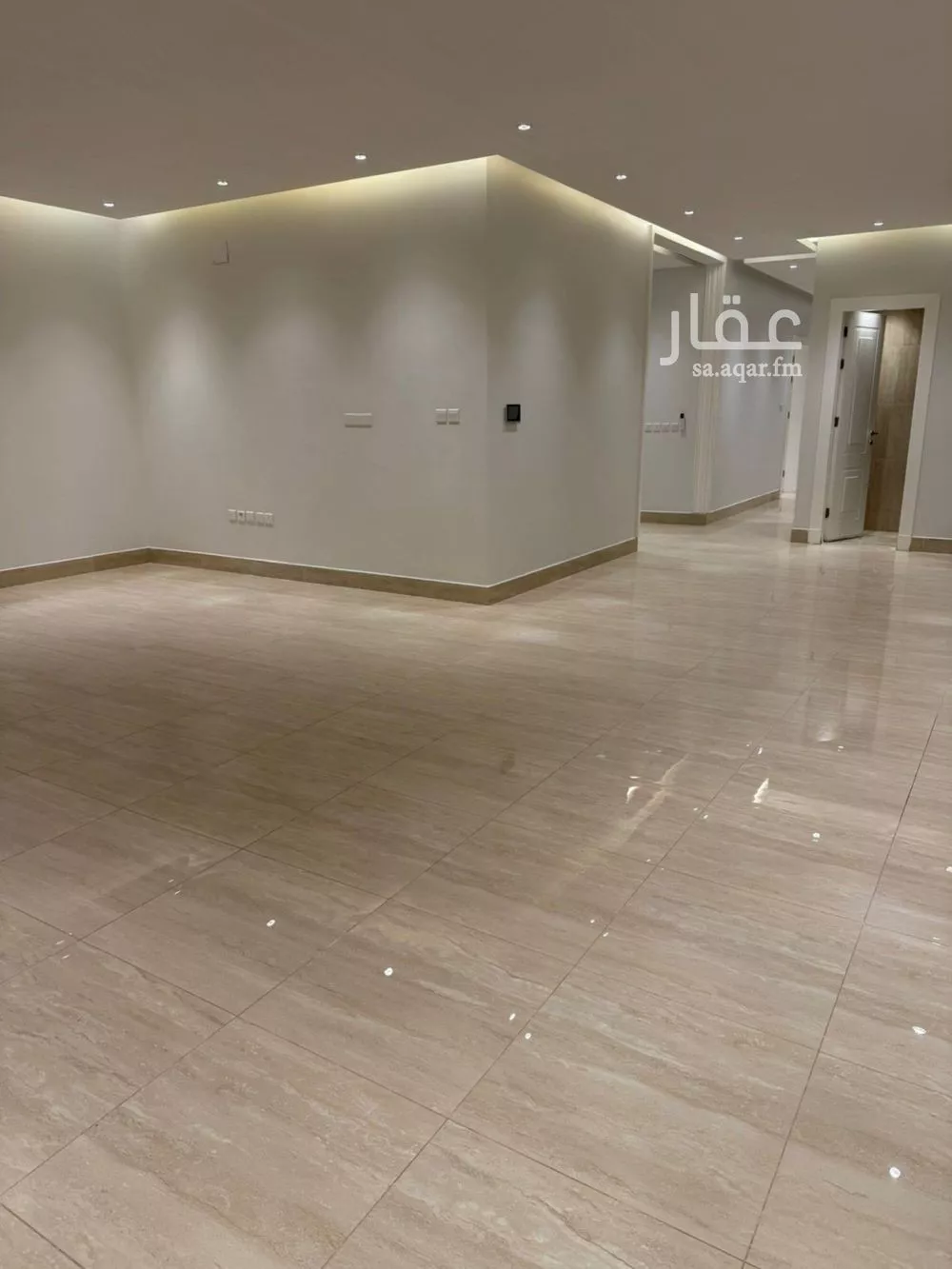 شقة للإيجار في شارع شهيد الدين ثم الوطن يحيى محمد يحيى الش, حي القيروان, مدينة الرياض, منطقة الرياض 1 صورة