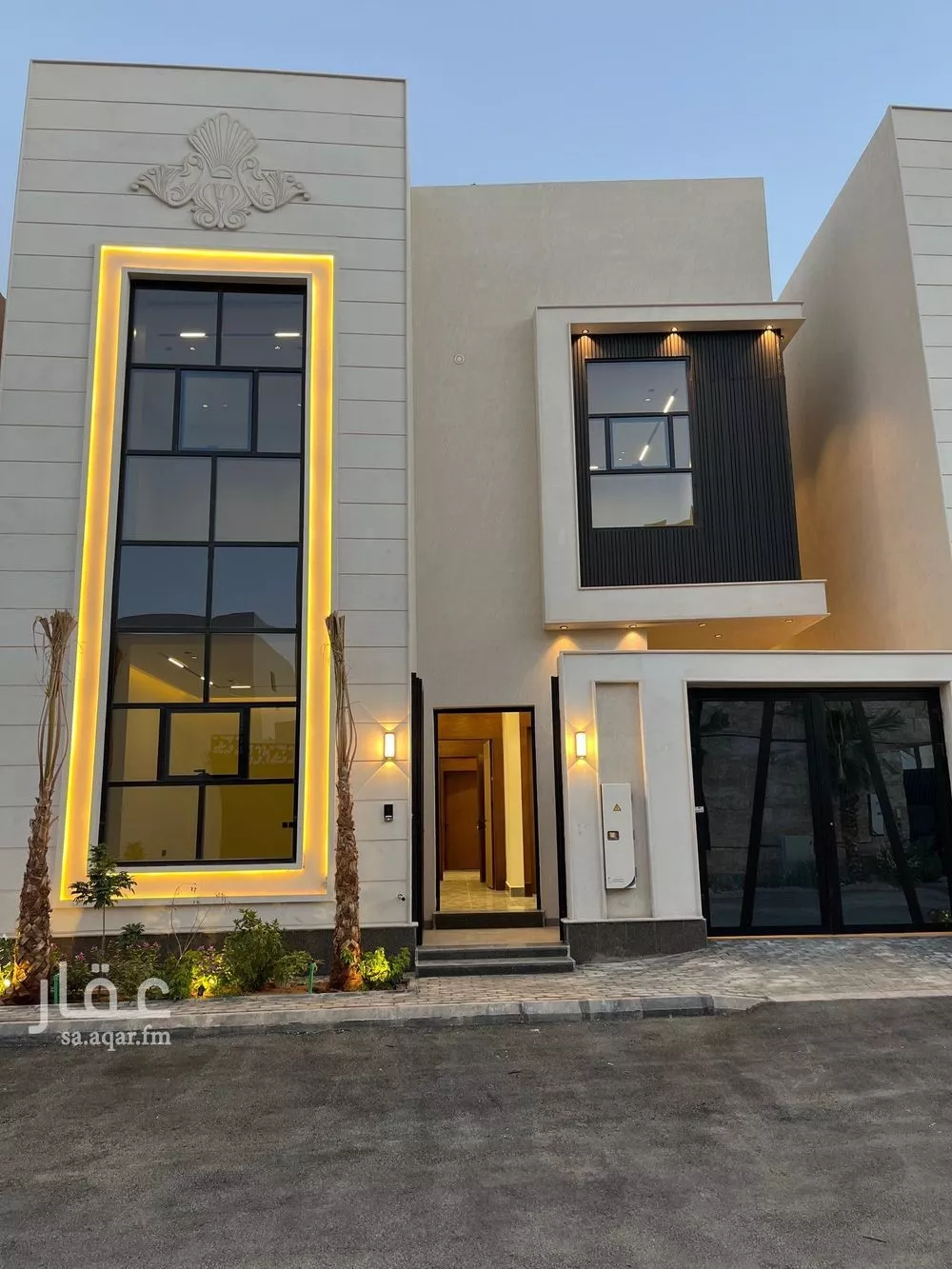 فيلا للبيع في شارع عبدالله النحوي, حي المهدية, مدينة الرياض, منطقة الرياض 1 صورة