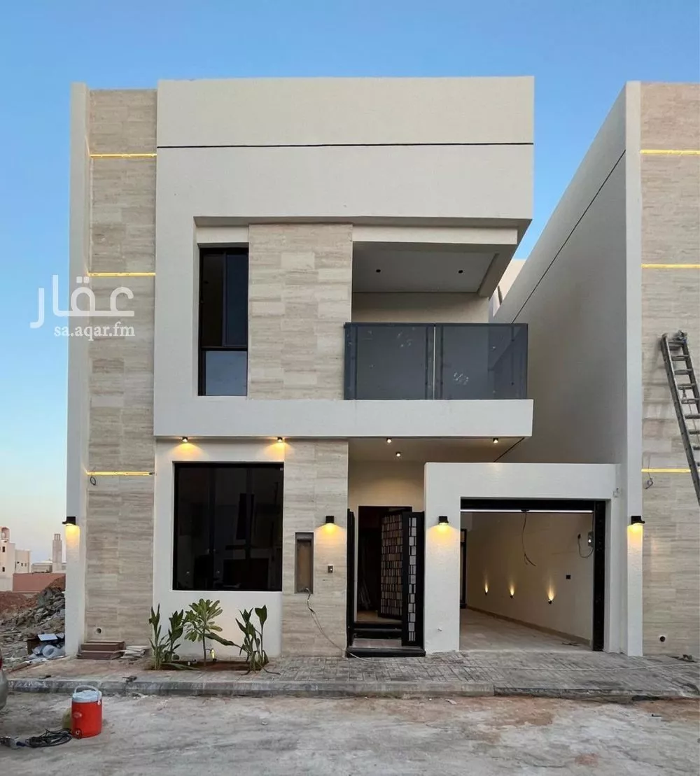 فيلا للبيع في شارع علي بن رشيد, حي المهدية, مدينة الرياض, منطقة الرياض 1 صورة