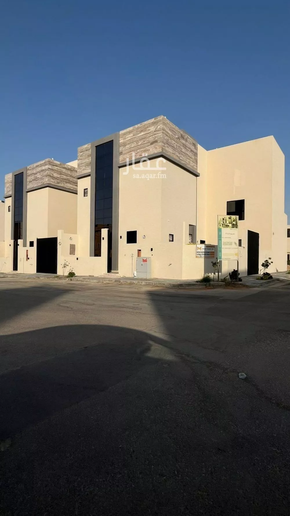 فيلا للبيع في شارع عبدالقادر بن عبدالوارث, حي المهدية, مدينة الرياض, منطقة الرياض 1 صورة
