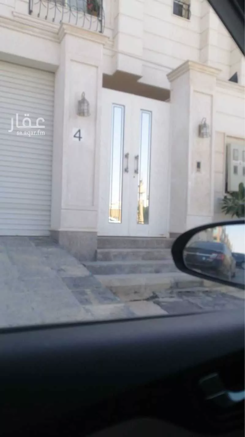 فيلا للبيع في شارع ممر40, حي عرقة, مدينة الرياض, منطقة الرياض 1 صورة