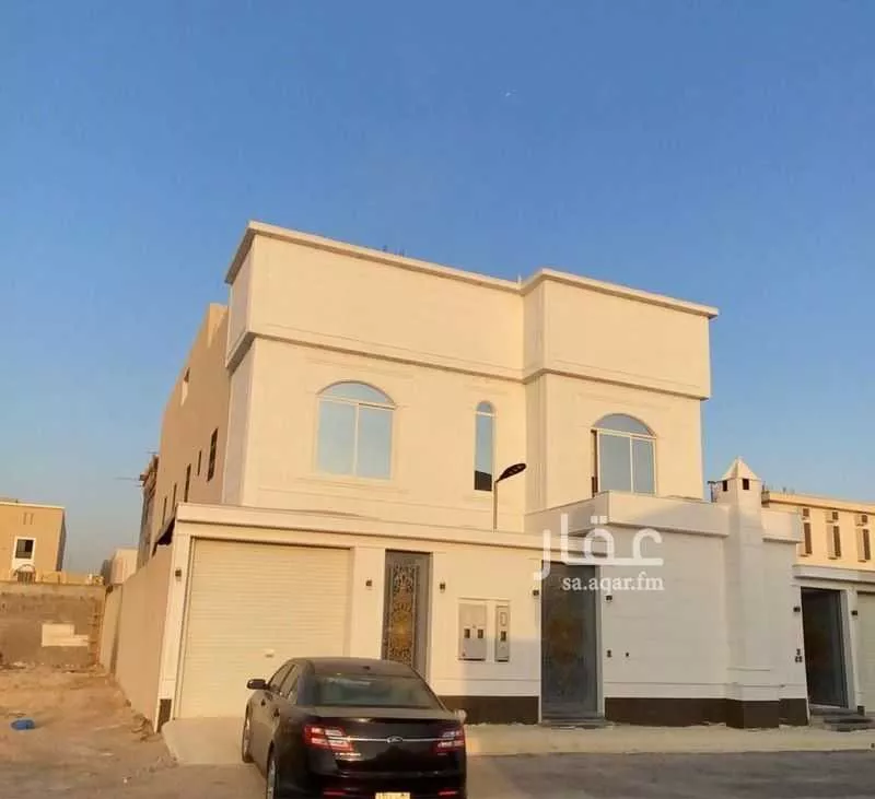 فيلا للبيع في شارع تقي الدين, حي المهدية, مدينة الرياض, منطقة الرياض 1 صورة
