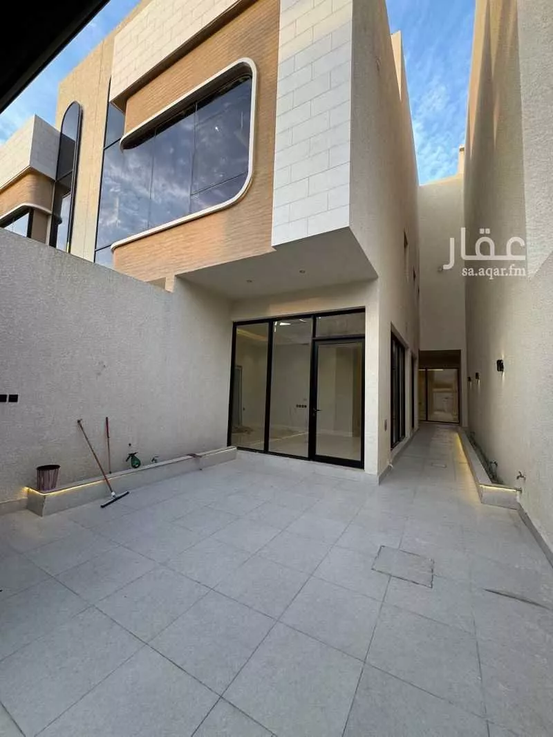 دور للبيع في شارع نعيم بن عبدالله, حي العارض, مدينة الرياض, منطقة الرياض 1 صورة