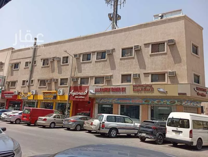 عمارة للبيع في شارع القيرواني, حي المربع, مدينة الرياض, منطقة الرياض 1 صورة
