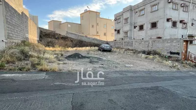 أرض للبيع في شارع عبدالله ابن الحارث ابن قيس القرشي, حي سلطانة, مدينة أبها, منطقة عسير 1 صورة