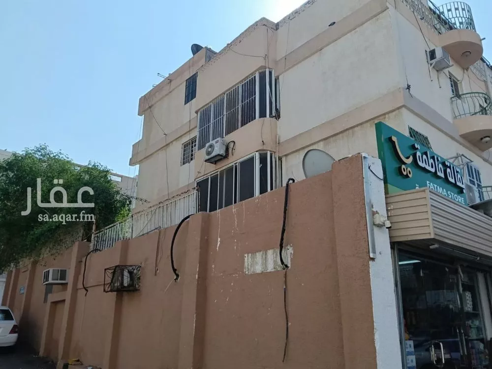 عمارة للبيع في شارع القرطاس , حي العزيزية, مدينة مكه المكرمه, منطقة مكة المكرمة 1 صورة