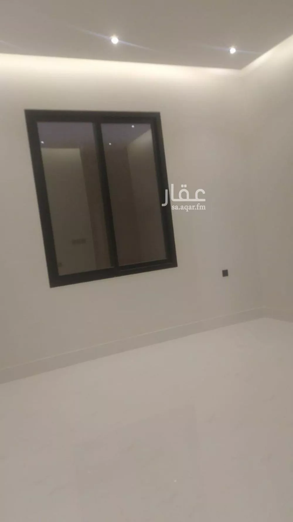 فيلا للبيع في شارع الحسين بن رواحة, حي الرمال, مدينة الرياض, منطقة الرياض 1 صورة