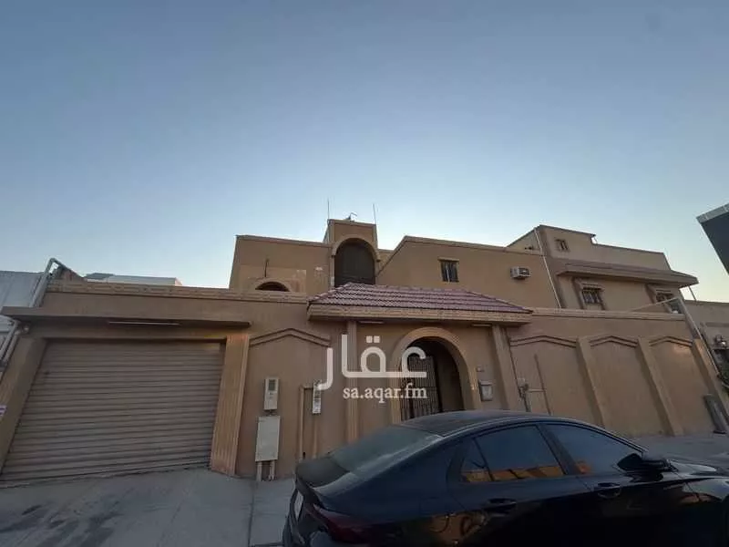 فيلا للبيع في شارع الأسد بن الكناني, مدينة الظهران, المنطقة الشرقية 1 صورة