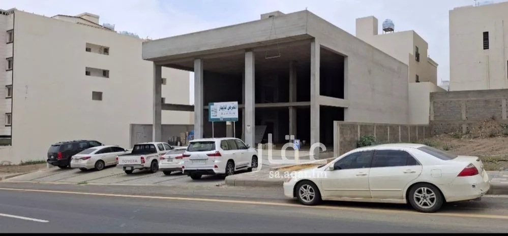 عمارة للإيجار في شارع شارع هشام بن عامر, حي الشرقية, مدينة ابها, منطقة عسير 1 صورة