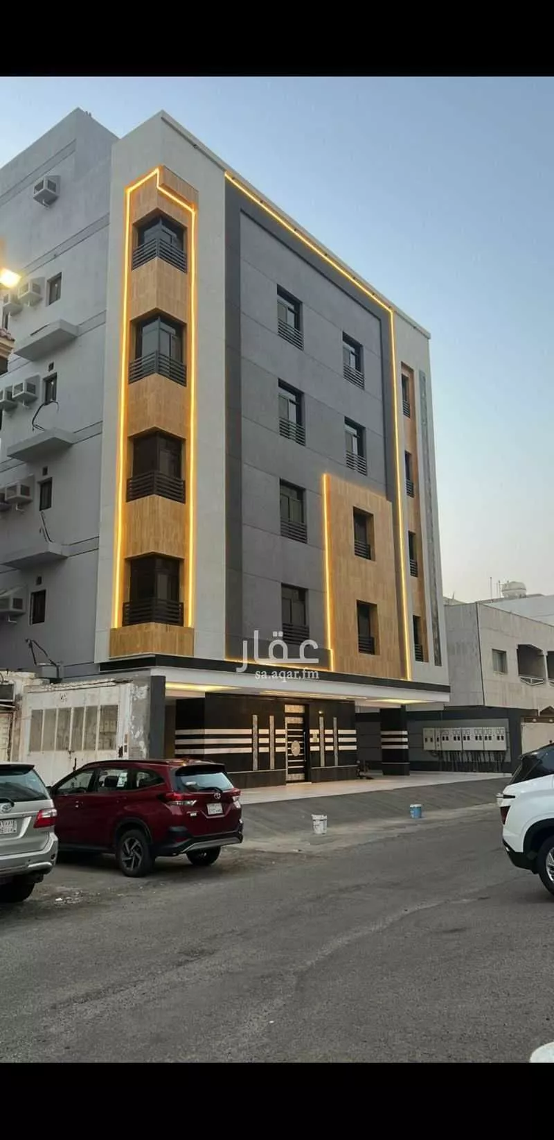 عمارة للبيع في شارع كبشه الانصاري, حي البوادي, مدينة جدة, منطقة مكة المكرمة 1 صورة