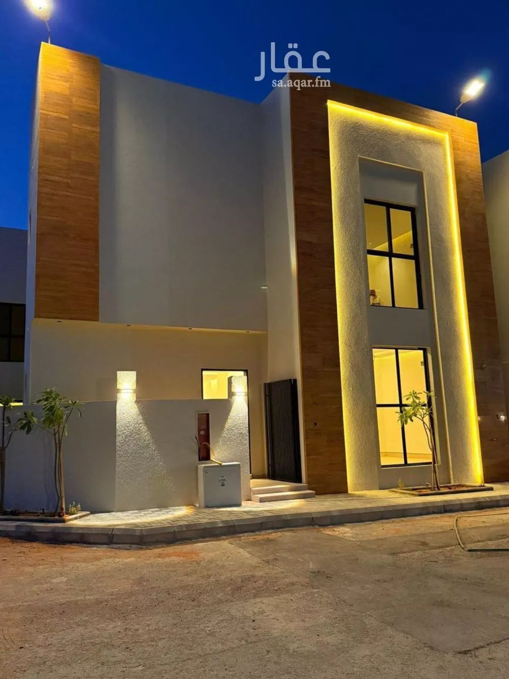 فيلا للبيع في شارع السيل الكبير, حي المهدية, مدينة الرياض, منطقة الرياض 1 صورة