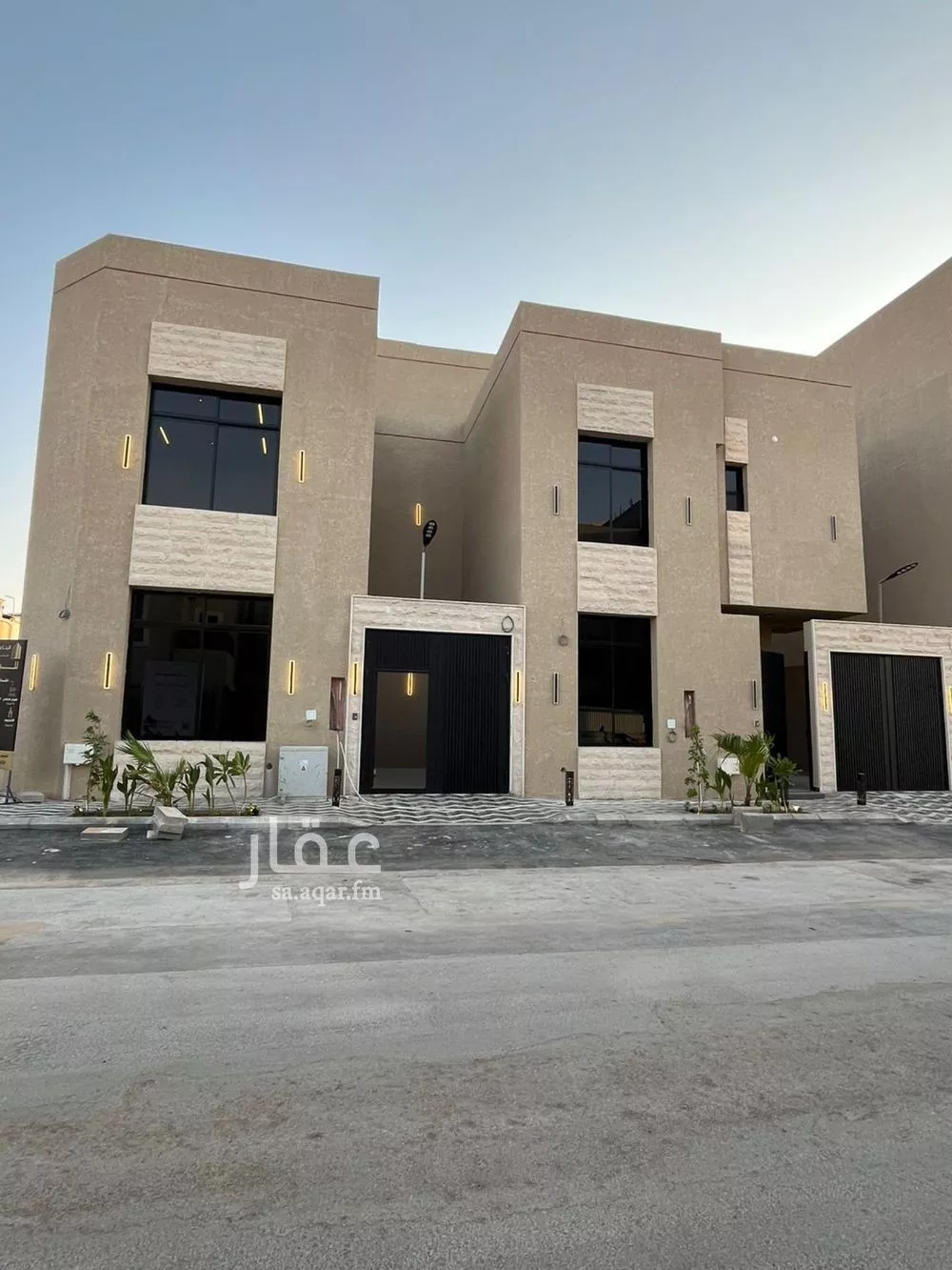فيلا للبيع في شارع أبي نزار الصنعاني اليمني, حي المهدية, مدينة الرياض, منطقة الرياض 1 صورة