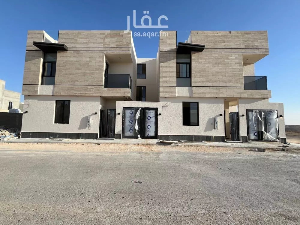 فيلا للبيع في شارع أحمد بن الحسن الأنصاري, حي المهدية, مدينة الرياض, منطقة الرياض 1 صورة