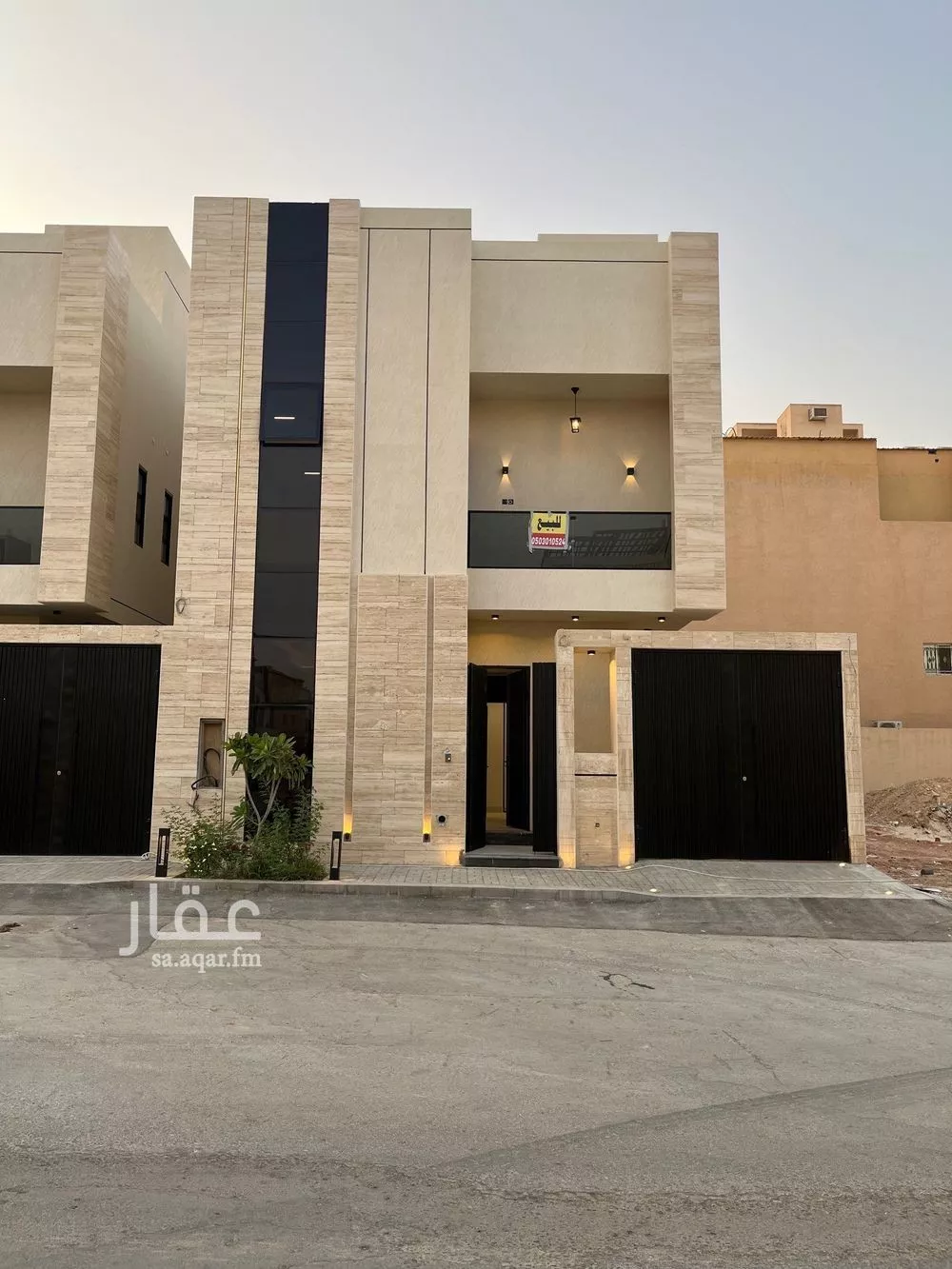 فيلا للبيع في شارع أحمد مفتي المكي الحنفي, حي المهدية, مدينة الرياض, منطقة الرياض 1 صورة