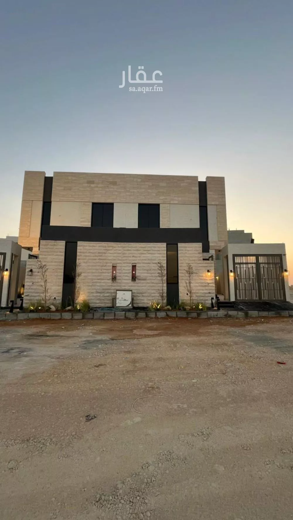 فيلا للبيع في شارع أحمد الكازروني, حي المهدية, مدينة الرياض, منطقة الرياض 1 صورة