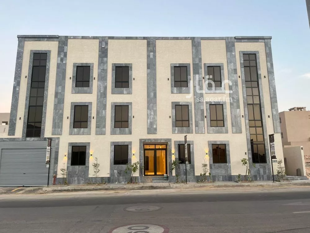 عمارة للبيع في شارع عمير بن سنان بن عرفطة, حي المهدية, مدينة الرياض, منطقة الرياض 1 صورة