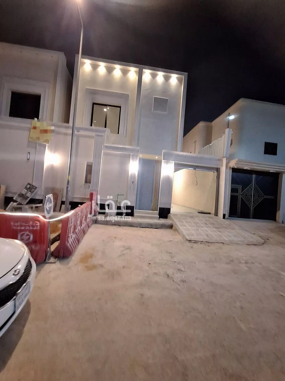 فيلا للبيع في شارع أحمد الدارميّ, حي العريجاء الغربي, مدينة الرياض, منطقة الرياض 1 صورة