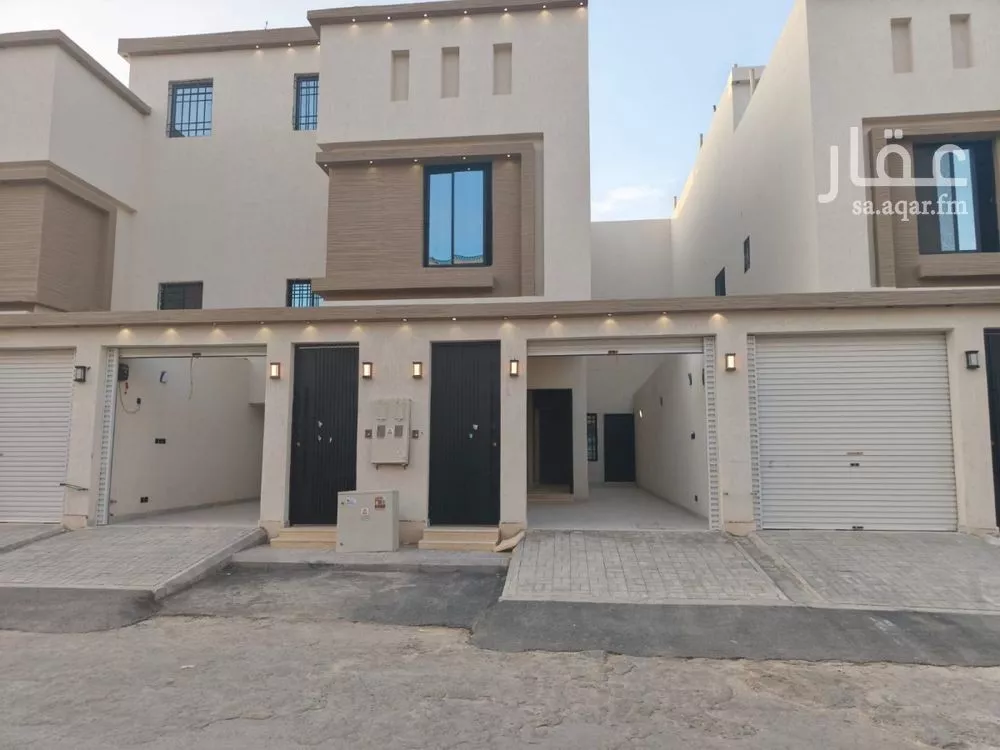 دور للبيع في شارع الرسالة, حي بدر, مدينة الرياض, منطقة الرياض 1 صورة