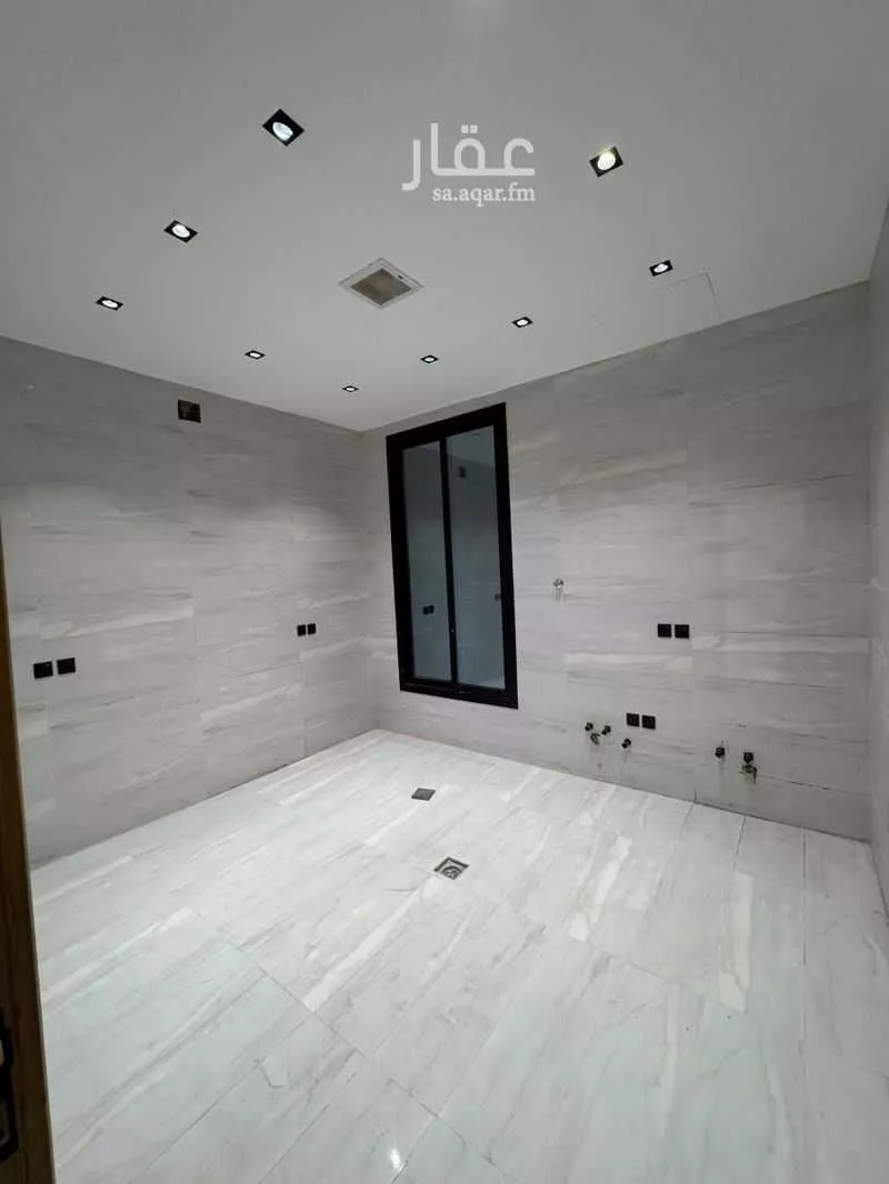 فيلا للإيجار في شارع أبي الفتح بن العلامة العجيمي, حي البيان, مدينة الرياض, منطقة الرياض 1 صورة