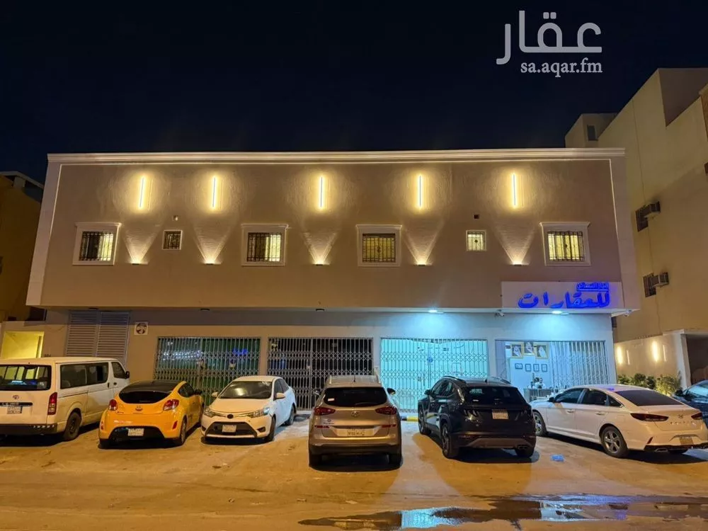 مكتب تجاري للإيجار في شارع قس بن ساعدة, حي الملك فيصل, مدينة الرياض, منطقة الرياض 1 صورة