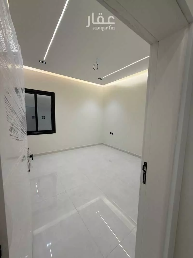 شقة للبيع في شارع سعد بن زيد الطائى, حي الدفاع, مدينة المدينة المنورة, منطقة المدينة المنورة 1 صورة