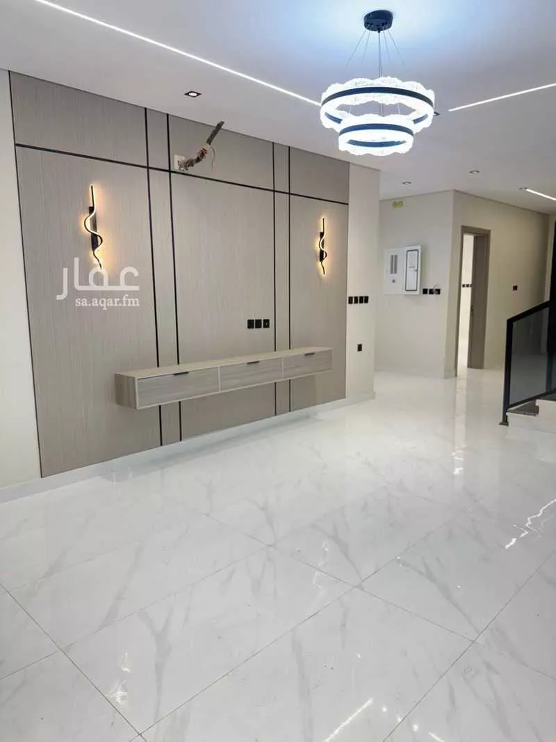 فيلا للبيع في شارع جعفر ابن احمد ابن الحسين, حي ورقان, مدينة المدينة المنورة, منطقة المدينة المنورة 1 صورة