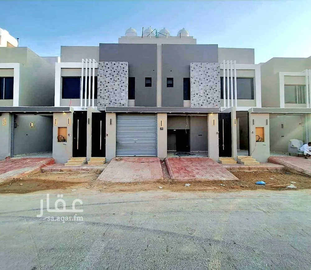 دور للبيع في شارع أبي العلاء الواسطي, حي بدر, مدينة الرياض, منطقة الرياض 1 صورة