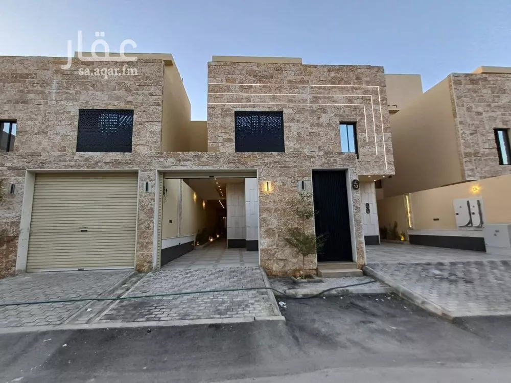 دور للبيع في شارع الإخلاص, حي طويق, مدينة الرياض, منطقة الرياض 1 صورة
