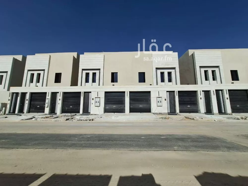 فيلا للبيع في شارع عبدالرحمن الدمياطي, حي طويق, مدينة الرياض, منطقة الرياض 1 صورة