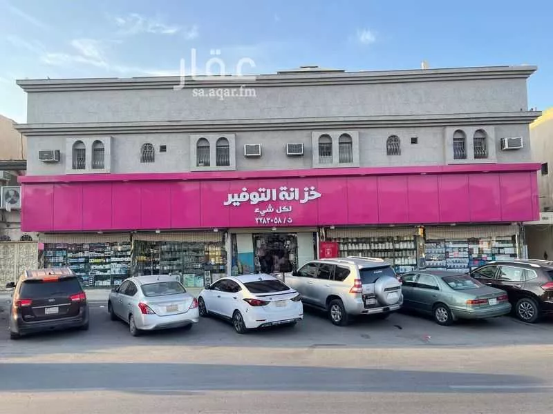 عمارة للإيجار في شارع ابي سعيد الخدري, حي الملك فيصل, مدينة الرياض, منطقة الرياض 1 صورة