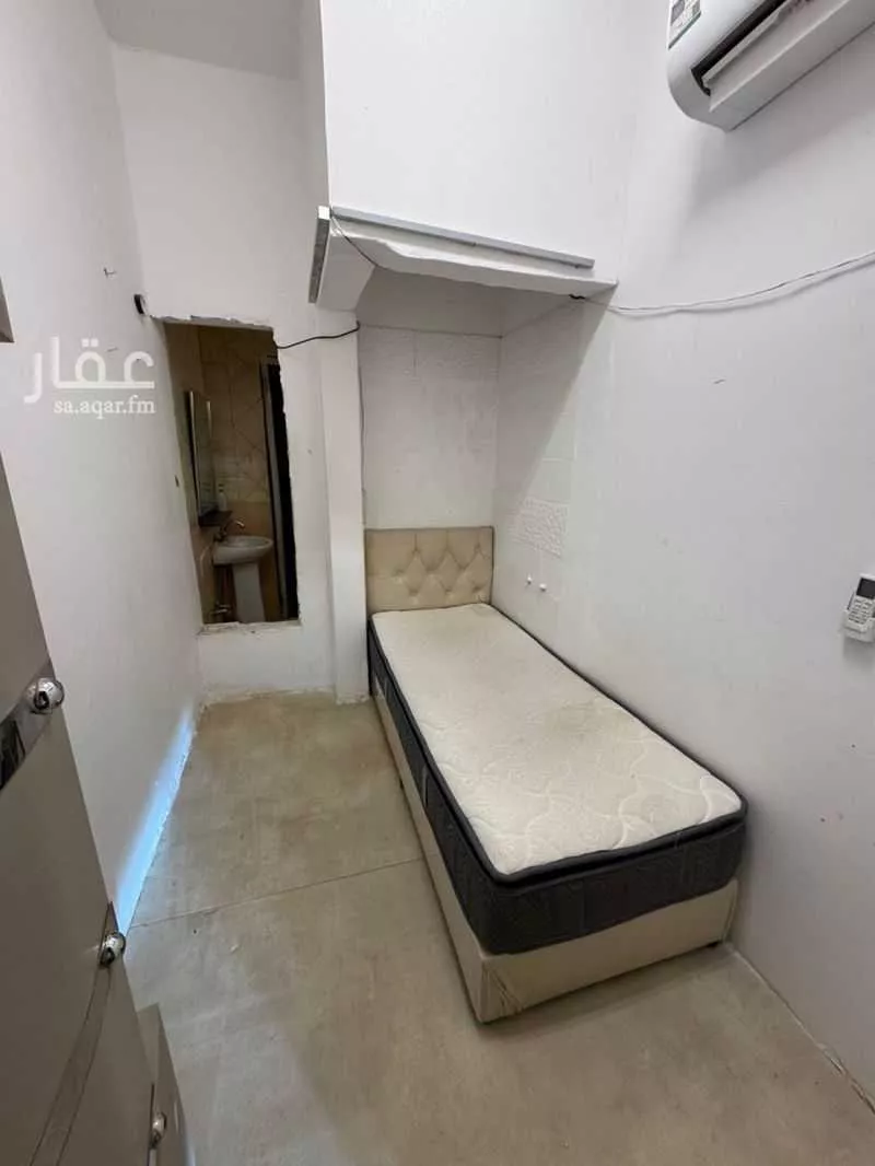 غرفة للإيجار في شارع رقم 20, حي الندى, مدينة الرياض, منطقة الرياض 1 صورة