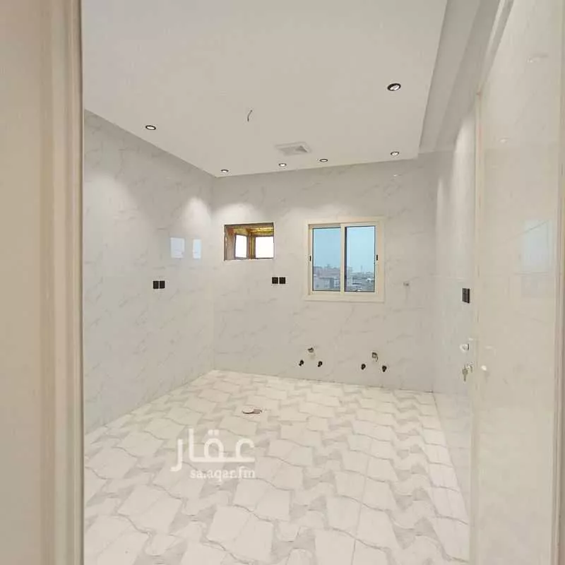 شقة للبيع في شارع الحجرة, حي الرحاب 1, مدينة جازان, منطقة جازان 1 صورة