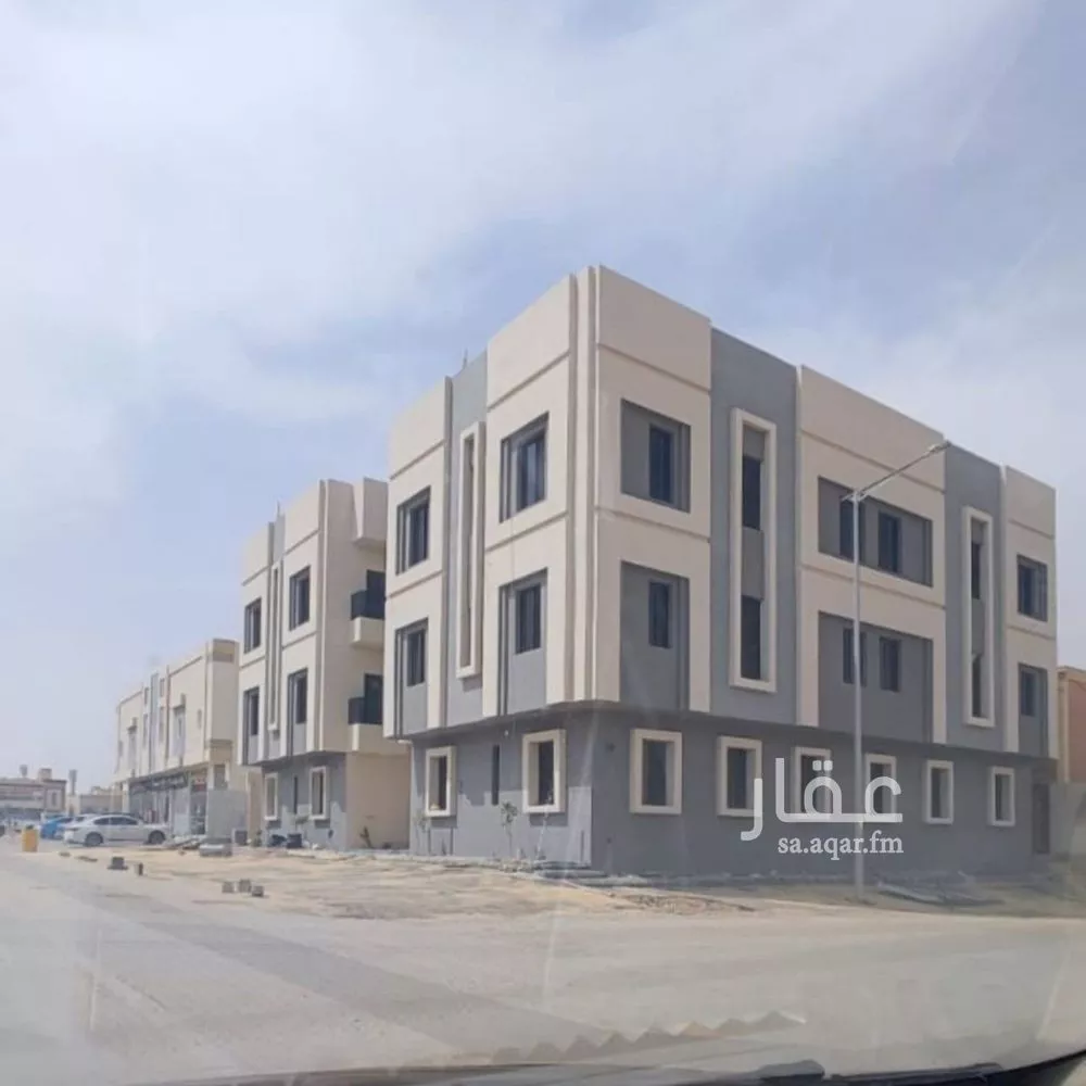 عمارة للإيجار في شارع ينبع, حي ظهرة لبن, مدينة الرياض, منطقة الرياض 1 صورة