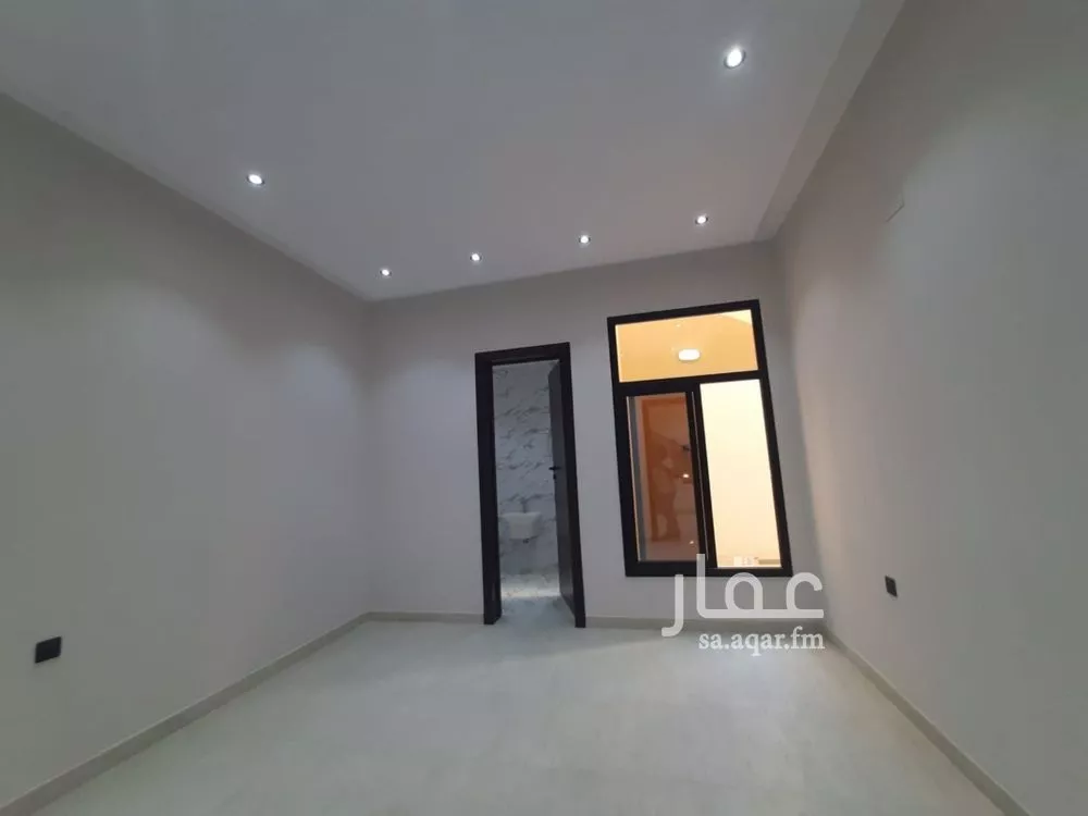 دور للبيع في شارع عبدالقادر الشلبي, حي طويق, مدينة الرياض, منطقة الرياض 1 صورة