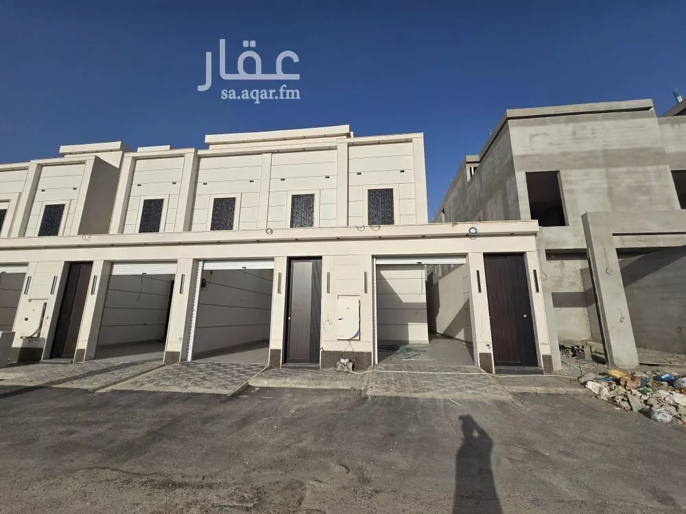 فيلا للبيع في شارع سليمان السحيمي, حي عكاظ, مدينة الرياض, منطقة الرياض 1 صورة