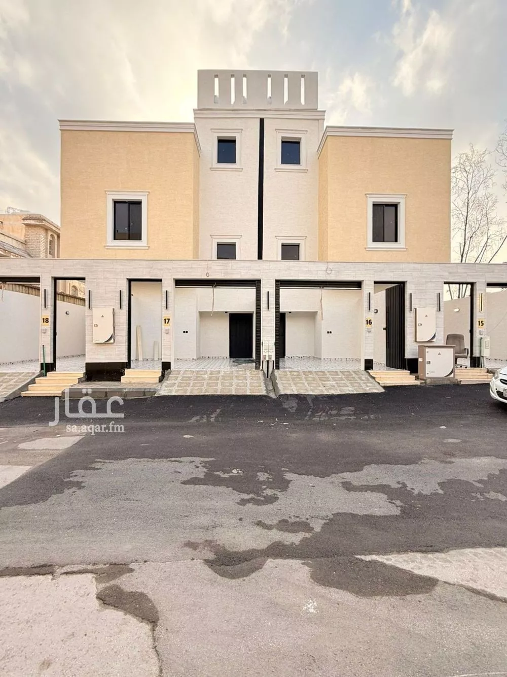 دور للبيع في شارع يوسف القفصي, حي السويدي, مدينة الرياض, منطقة الرياض 1 صورة