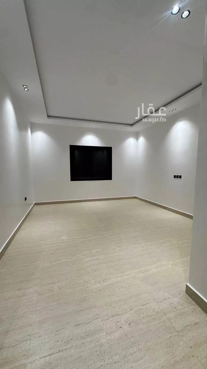 فيلا للبيع في شارع أحمد بن أبي عزرة, حي المرجان, مدينة الرياض, منطقة الرياض 1 صورة