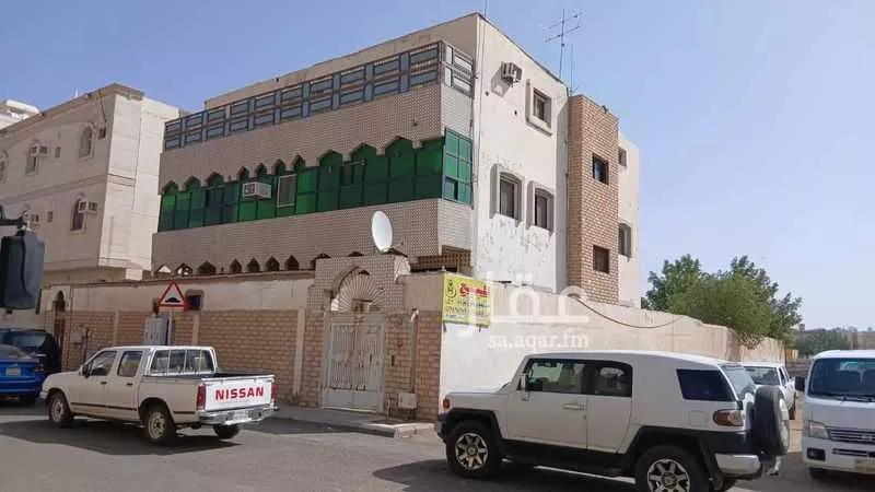 عمارة للبيع في شارع كورنيش وادي العاقول, حي شظاة, مدينة المدينة المنورة, منطقة المدينة المنورة 1 صورة