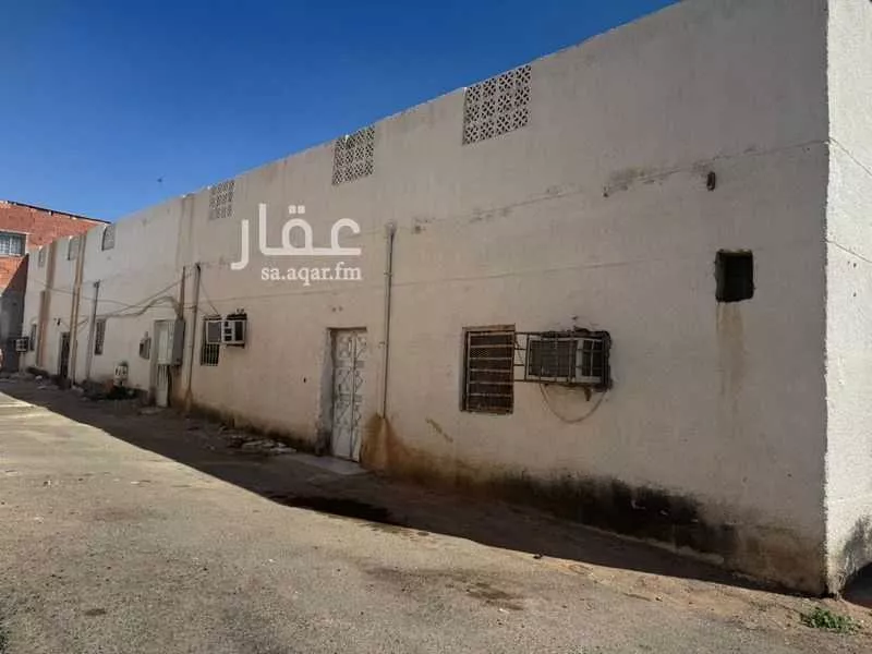 دور للبيع في شارع الجندي  مجاهد, حي وعيرة, مدينة المدينة المنورة, منطقة المدينة المنورة 1 صورة