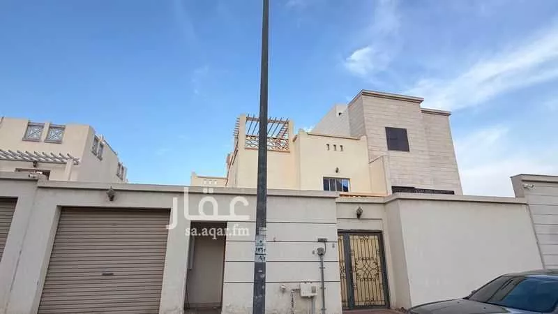فيلا للبيع في شارع سواد بن قارب, حي بنى بياضة, مدينة المدينة المنورة, منطقة المدينة المنورة