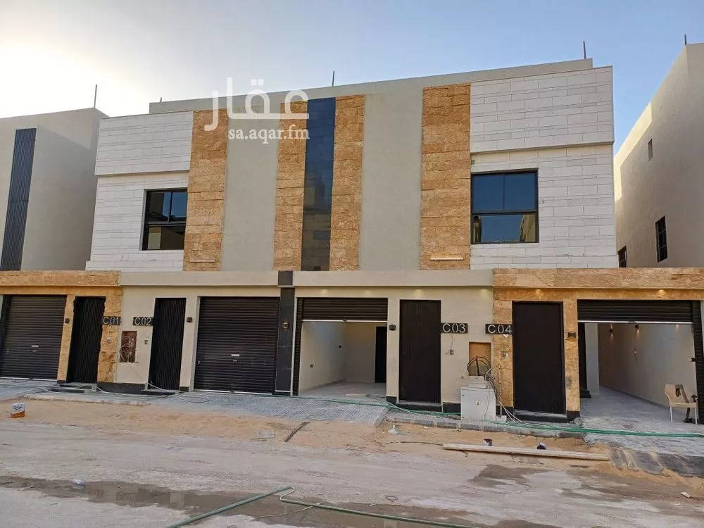 دور للبيع في شارع أحمد بن يوسف الكواشي, حي الرمال, مدينة الرياض, منطقة الرياض 1 صورة