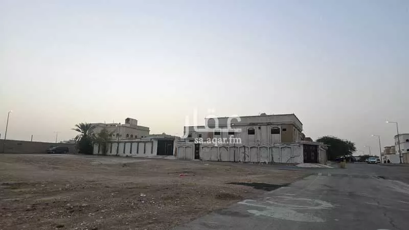 فيلا للبيع في شارع النباع ، حي خشم العان ، الرياض ، منطقة الرياض 1 صورة