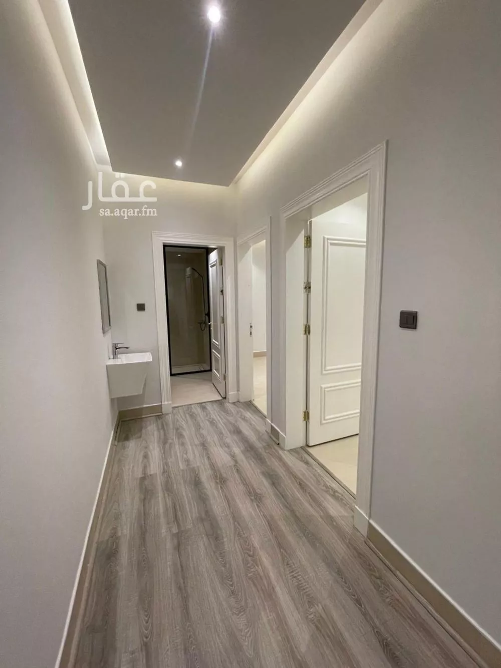 شقة للبيع في شارع عبد اللطيف , حي الملقا, مدينة الرياض, منطقة الرياض 1 صورة