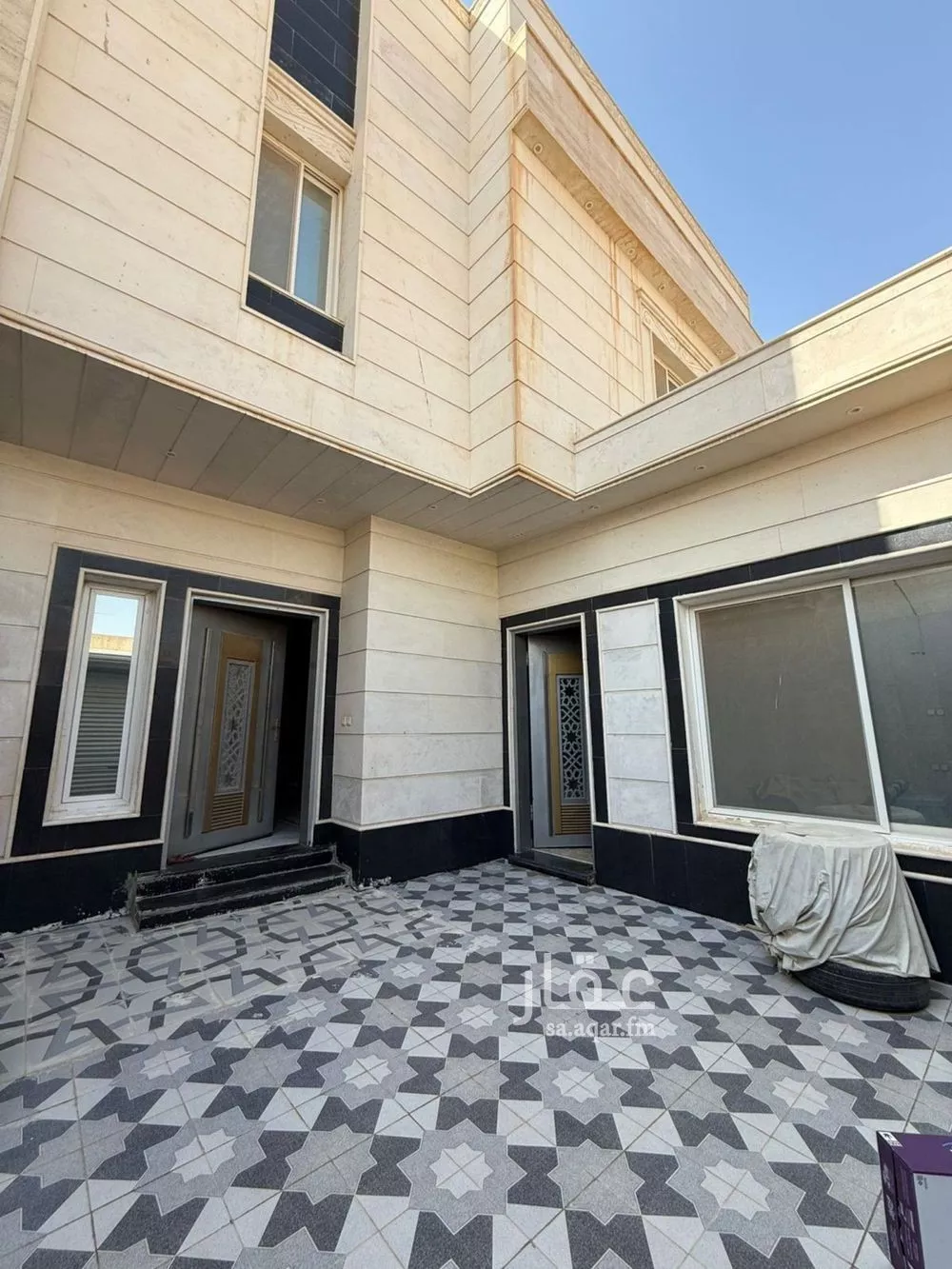 فيلا للبيع في شارع عبدالله بن محمد بن المهندس, حي القادسية, مدينة الرياض, منطقة الرياض 1 صورة