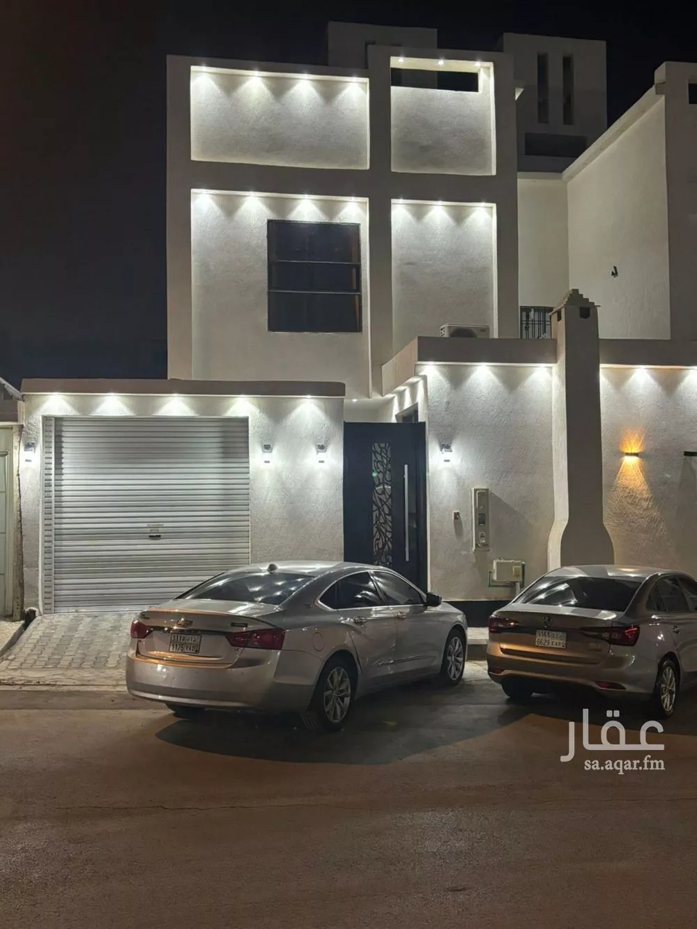 فيلا للبيع في شارع قطر بن خليفة, حي العريجاء الأوسط, مدينة الرياض, منطقة الرياض 1 صورة