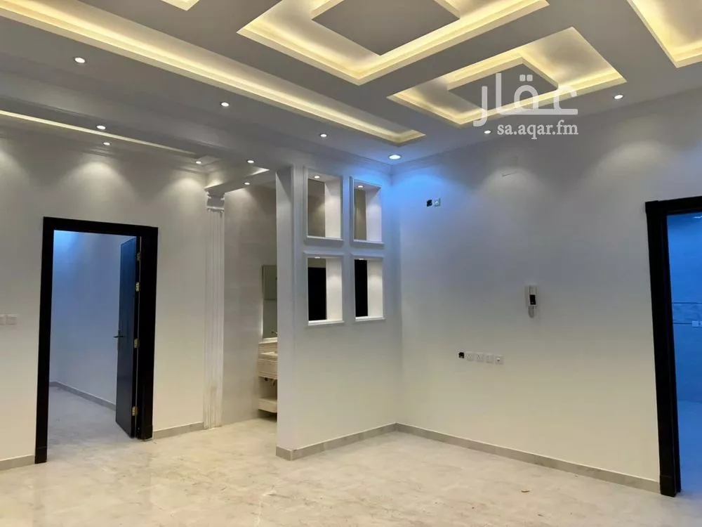 دور للبيع في شارع احمد بن داود المالكي, حي طويق, مدينة الرياض, منطقة الرياض 1 صورة