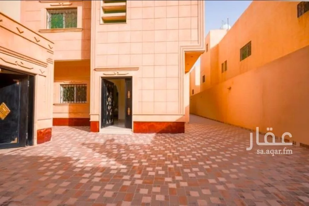 فيلا للبيع في شارع الشيباني, حي قرطبة, مدينة الرياض, منطقة الرياض 1 صورة
